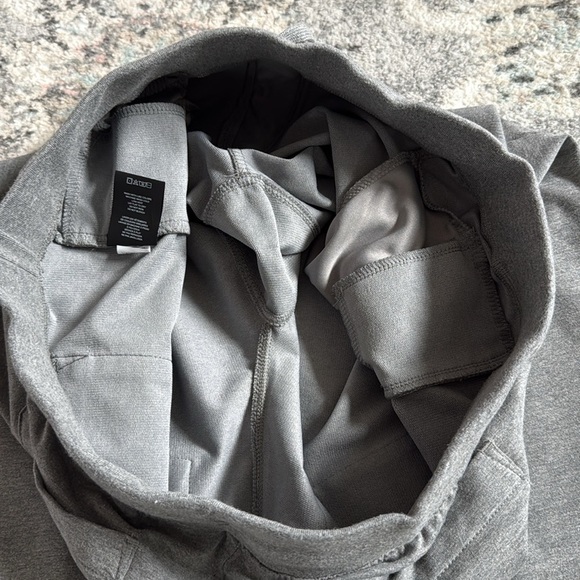 Men’s Cuts Hyperloop Sweatpants - Picture 10 of 11